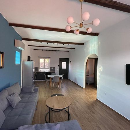 Q Apartments Molyvos Mithimna Extérieur photo
